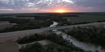 Schiaretti habilitó la pavimentación de la ruta E52 entre La Para y La Tordilla