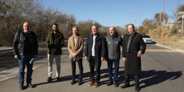 Schiaretti supervisó la pavimentación de la Costanera Interbalnearia en Carlos Paz