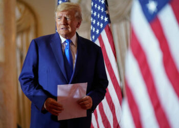 Una grabación complica a Trump, tras anunciar su imputación en el caso sobre documentos clasificados