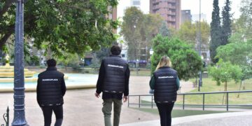 La Municipalidad lanza una cuadrilla de «guardaplazas» en los espacios verdes de la ciudad