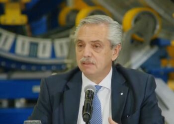 Pese al indisimulable distanciamiento, Fernández dijo compartir el mismo objetivo de país con CFK