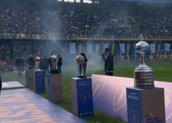 Despedida de Riquelme: arrancó la fiesta en La Bombonera
