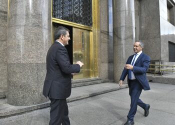 En fotos, el encuentro entre Massa y Scioli tras años de pelea y un caliente cierre de listas