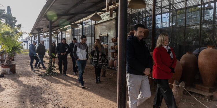 Crean una granja urbana que generará energía renovable con desechos orgánicos