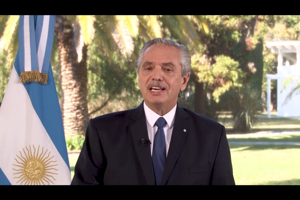 Fernández y CFK le respondieron a Morales: "Hágase cargo y pare con la locura represiva"