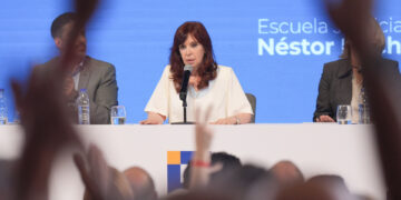 Casación anuló la causa contra Cristina Kirchner por el uso de aviones oficiales
