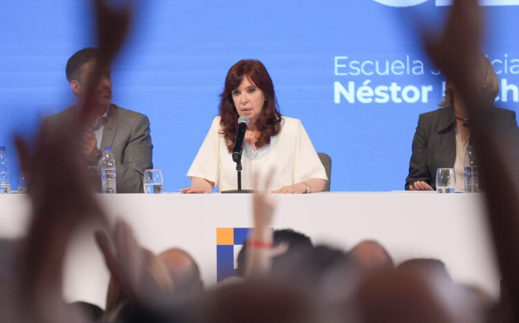 Casación anuló la causa contra Cristina Kirchner por el uso de aviones oficiales