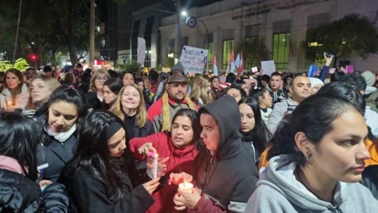 Multitudinaria marcha en Chaco para pedir justicia por el femicidio de Cecilia
