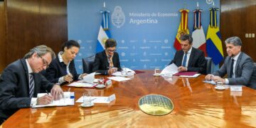 Massa firmó acuerdos con el Club de París para el refinanciamiento de la deuda