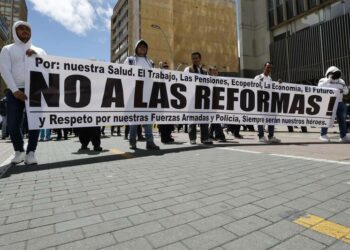 Se cayó la reforma laboral en Colombia tras marchas masivas