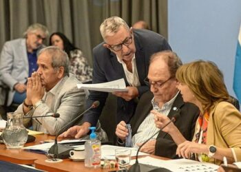 Retoman la ley de alivio a la situación de deudores UVA