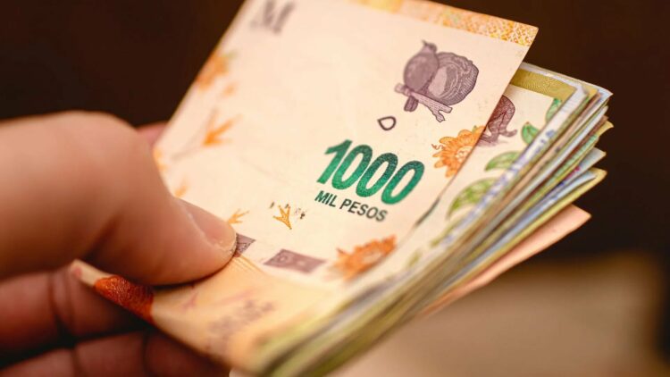 Los bancos reportan un incremento en los préstamos mientras los depósitos en pesos se mantienen estables