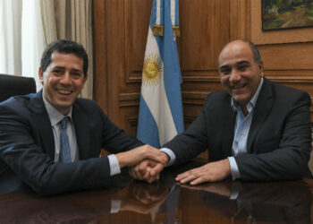 La fórmula De Pedro-Manzur cada vez más firme en UxP