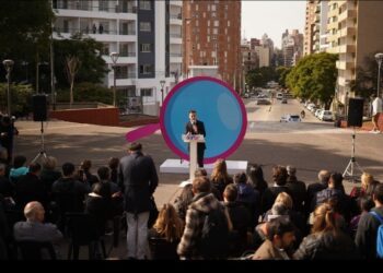 De Loredo se comprometió a mejorar la institucionalidad