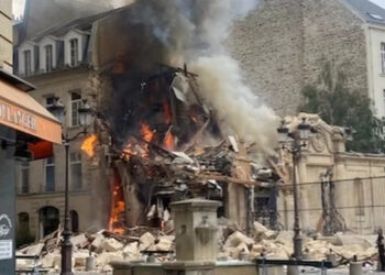 Una fuerte explosión de gas en París dejó 16 heridos y edificios derrumbados