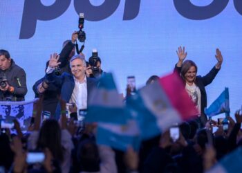 Llaryora gobernador: un ajustado triunfo que inaugura una etapa de búsqueda de consensos