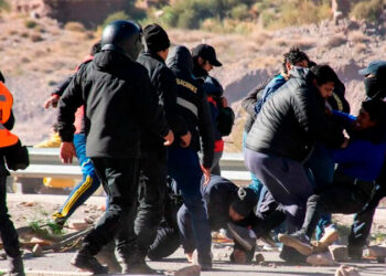 Cerca de medio centenar de heridos, uno grave, y al menos 17 detenidos por los incidentes en Jujuy