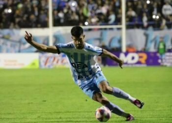 Racing volvió a caer y no levanta cabeza
