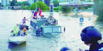 Pánico por la destrucción de una represa clave en Ucrania