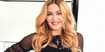 Madonna fue internada por una grave infección bacteriana y pospone su gira mundial