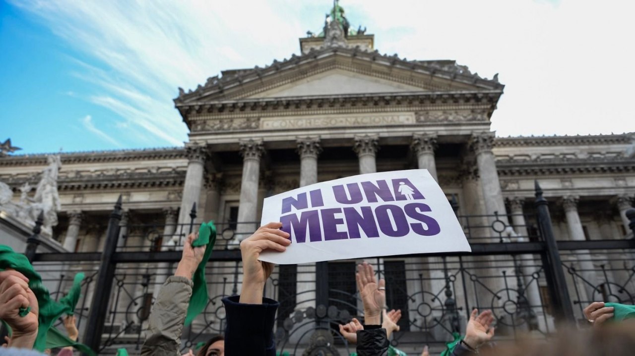 El reclamo de "Ni Una Menos" convocó multitudes en distintas ciudades de Argentina