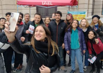 Ruiz acompañó a Di Santi en el cierre del Nuevo Más