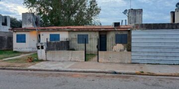 Entraron a su casa para robar y le dispararon en la cabeza