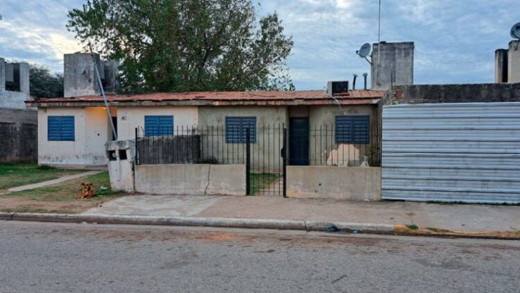 La familia sospecha 
que los delincuentes 
contaban con información, ya que la joven había cobrado una herencia.