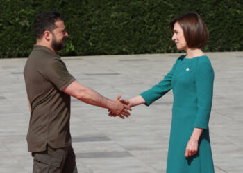 Zelenski presiona para que Ucrania se adhiera a la OTAN