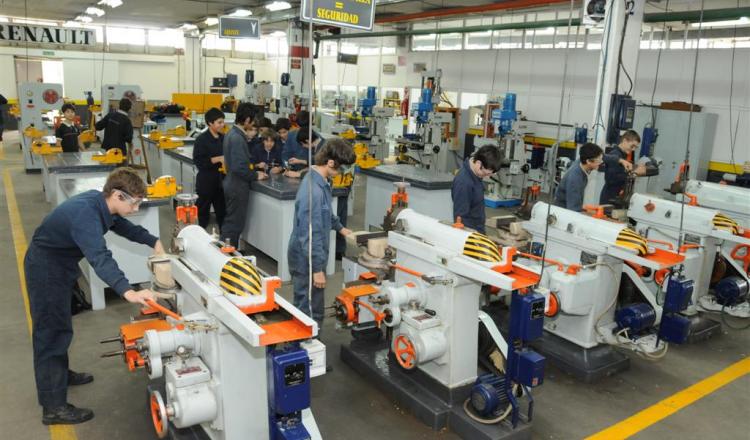 Admitieron un amparo contra la suba de las cuotas escolares Admitieron un amparo contra la suba de las cuotas escolares