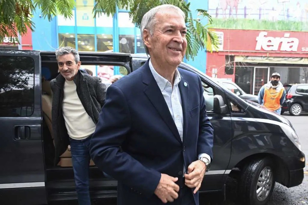 Schiaretti va por las Paso con el desafío de consolidar una tercera vía