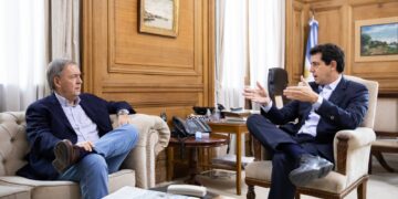 Schiaretti eludió la pirotecnia proselitista de Wado de Pedro