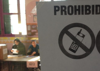 Prohíben el uso de celulares en los lugares de votación