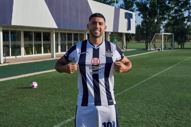 Nahuel Bustos, cerca de volver a ser propiedad del Albiazul
