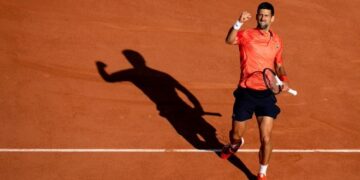 Djokovic se metió en cuartos de Roland Garros