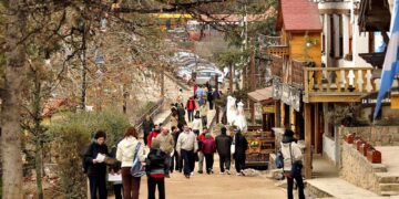 Se espera un menor movimiento turístico este fin de semana largo