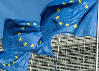 Millonario crédito a Ucrania para su reconstrucción