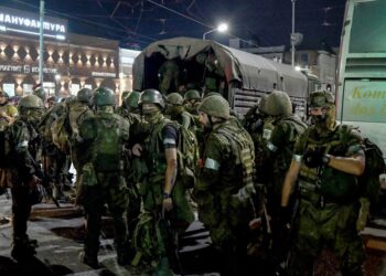 Mercenarios rusos se repliegan luego del intento de golpe