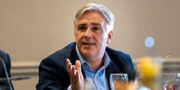 Llaryora pidió que De Loredo “tome una decisión” con sus candidatos relacionados a causas narco