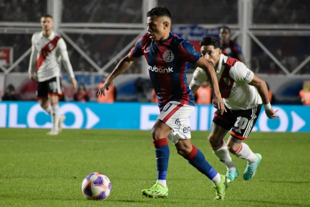 River empató en el clásico ante San Lorenzo y se acerca al título