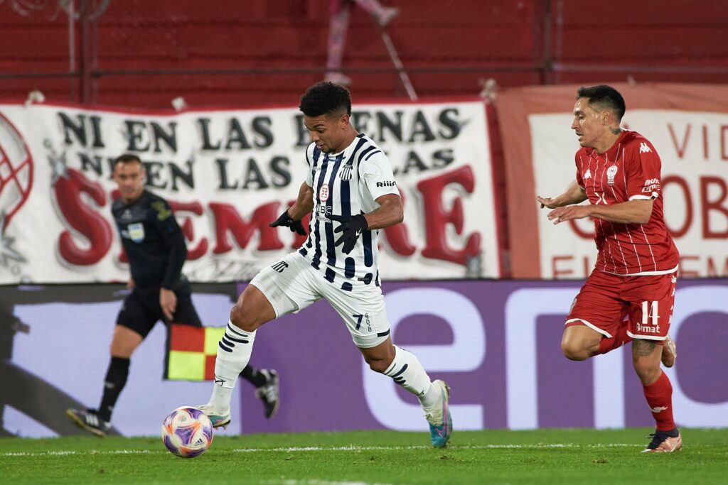 Talleres ganó con lo justo y River deberá esperar para festejar