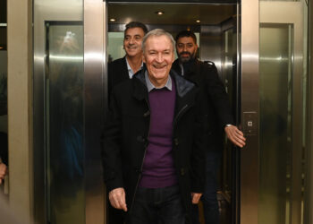 Schiaretti afirmó que «hace falta un gobierno de unidad nacional» para sortear la crisis del país