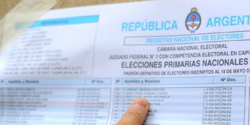 Ya se puede consultar el padrón definitivo para saber dónde hay que votar en las Paso