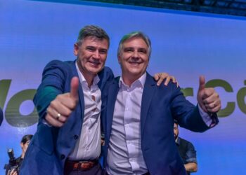 Passerini presentó su postulación como candidato a intendente