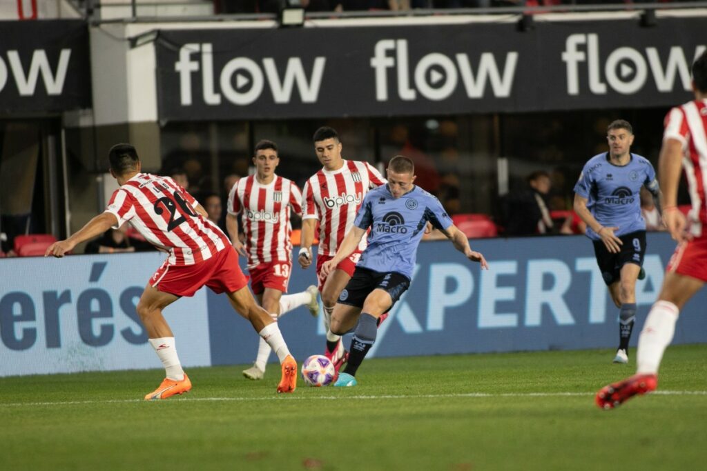 Belgrano cayó por goleada ante Estudiantes