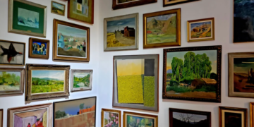 Una muestra con gran cantidad de obras