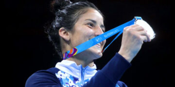 La boxeadora olímpica Dayana Sánchez se encuentra en estado crítico tras el incendio de su casa