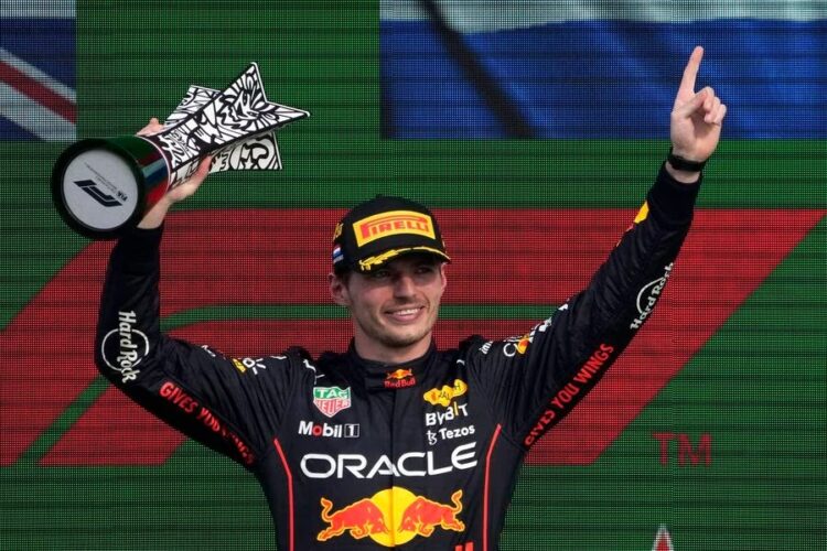 Verstappen volvió a ser el mejor y se acerca al tricampeonato