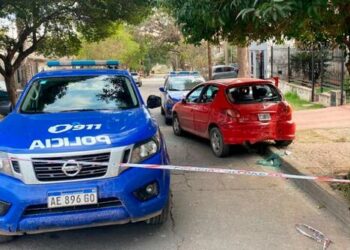 Un detenido y tres policías heridos tras un robo piraña a un Uber