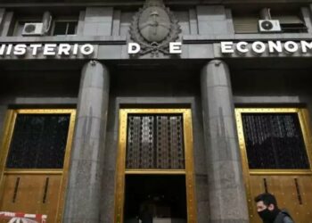 La deuda pública alcanzó un récord histórico de 403.809 millones de dólares